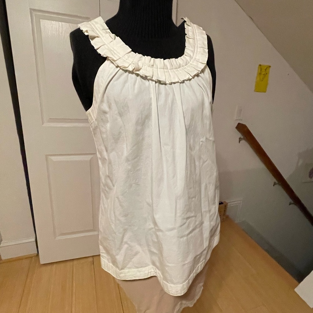 Beautiful JCrew crossback tank w ruffled collar